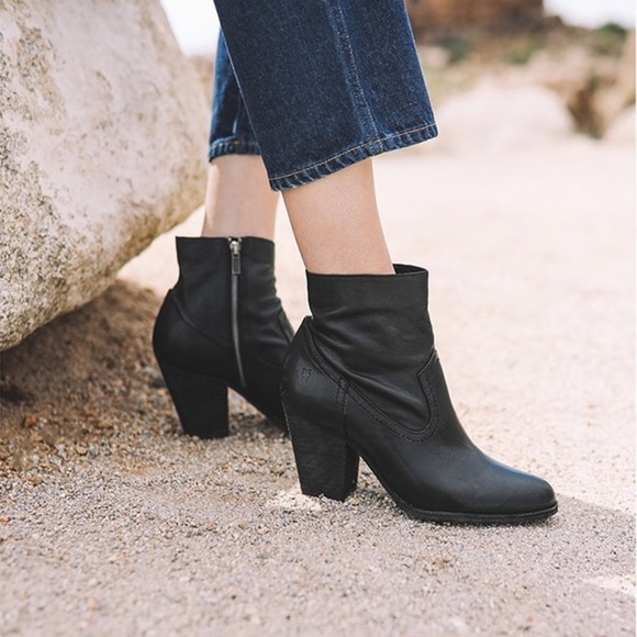 Frye Essa Black Leather Everyday Fall/Winter/Spring Classic Heeled Ankle Booties - Picture 1 of 16